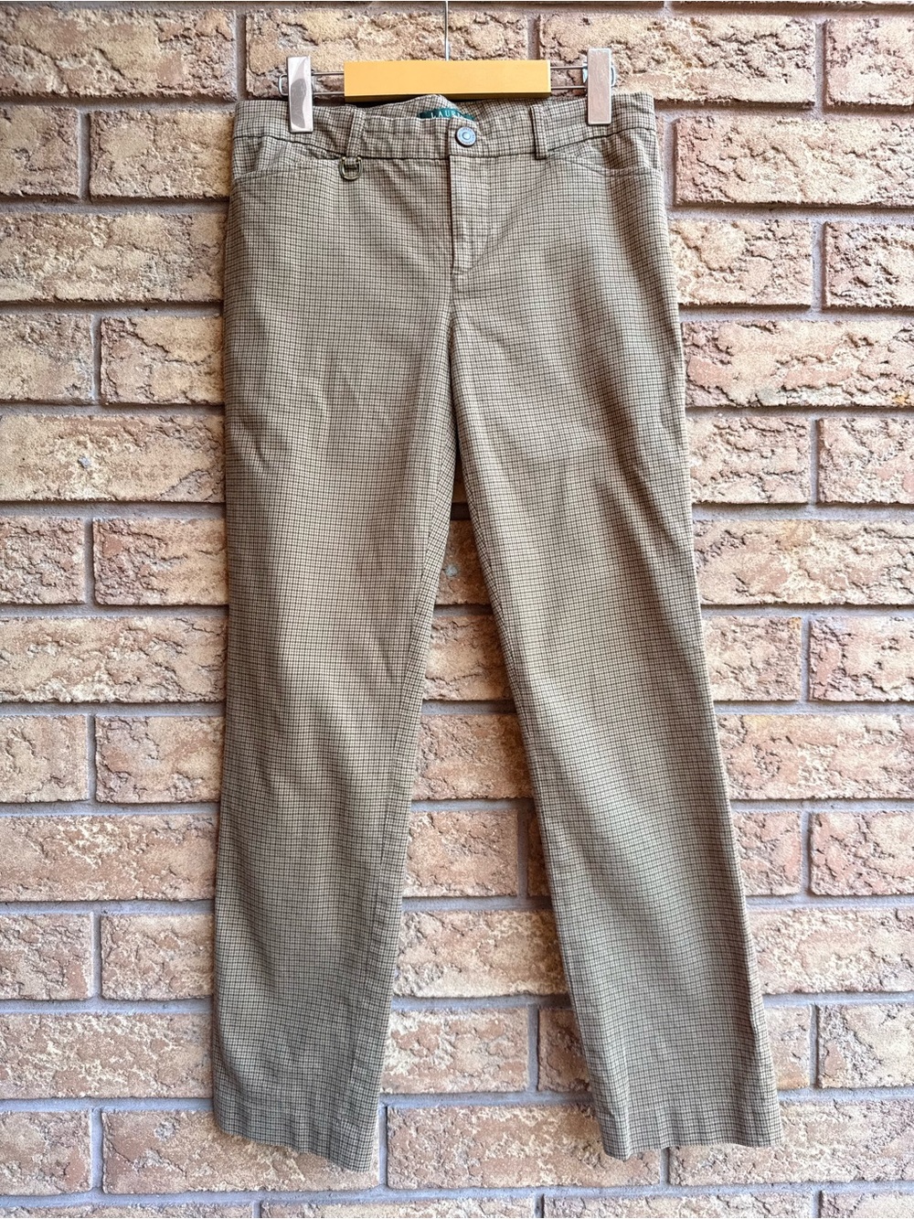 • Polo Ralph Lauren Slim Straight Chinos in Light Tan Micro-Check